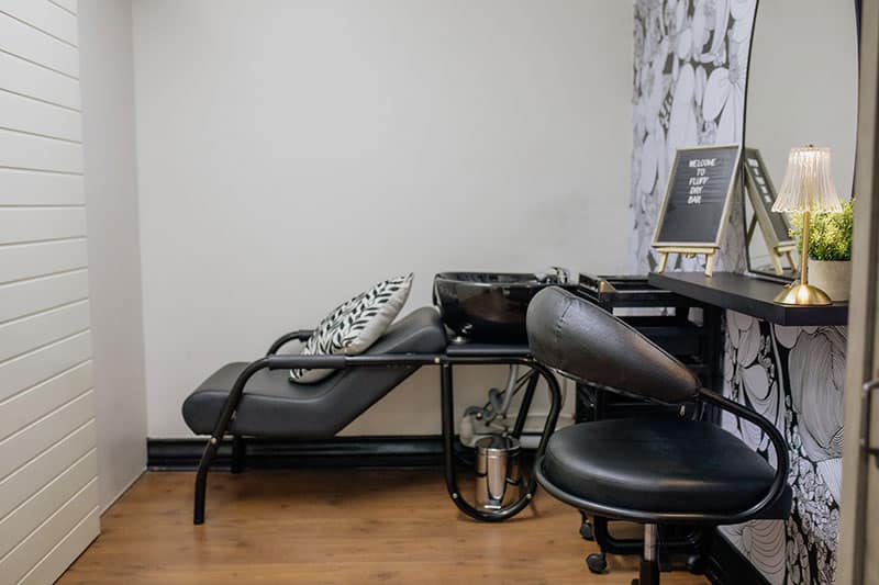 beauty-salon-treatment-area